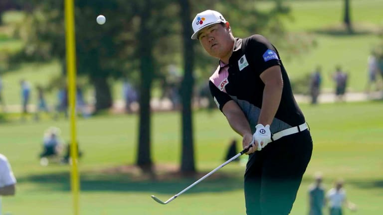 Sungjae Im Leads After a Day Unlike Any Other at the Masters